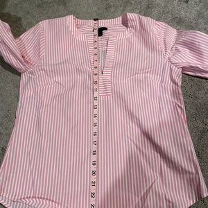 JCREW EUC sz 4. PINK &WHITE STRIPED POP-OVER BLOUSE.
